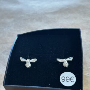 korvakoru Pörriäinen